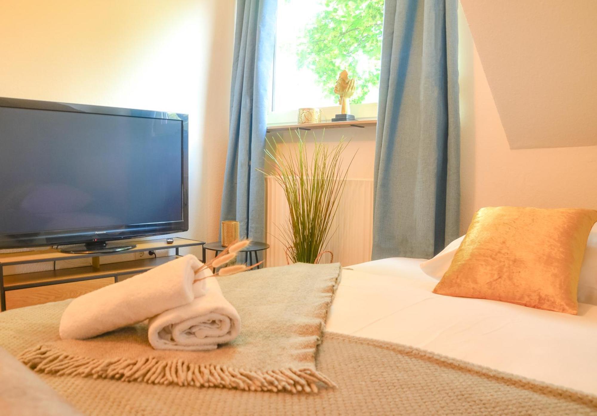 Milpau Buer 2 - Modernes Apartment Mit Queensize-Bett, Netflix, Nespresso, Waschmaschine & Smart Tv Gelsenkirchen Exterior foto